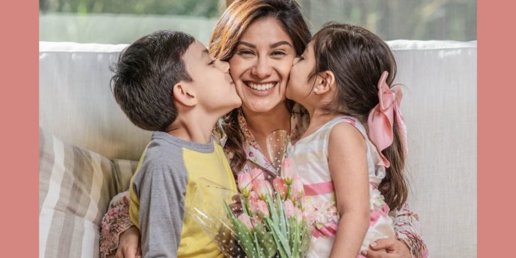 Anneler Gününüz kutlu olsun