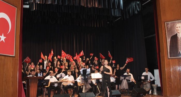 Belleklere yer eden görüntülerle sona erdi