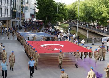 Atatürk ve İstiklal Yolu Yürüyüşü sona erdi