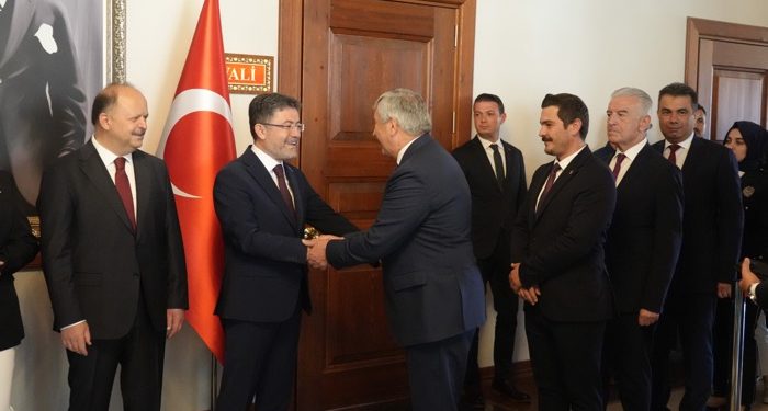 Bakanlı bayramlaşma