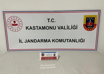 Yeşil reçeteyle aldığı ilaçları satarken yakalandı