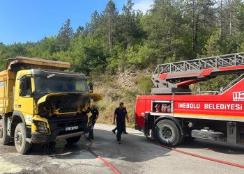 Hafriyat kamyonunu küle dönmekten itfaiye kurtardı