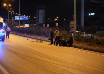 Genç kız trafik kurbanı