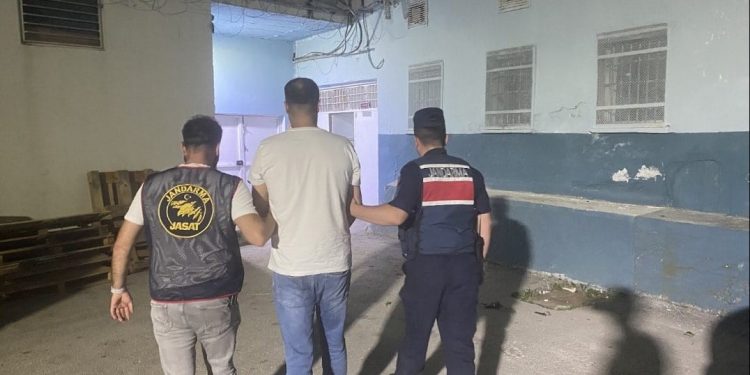 Suç makinesi jandarmadan kaçamadı
