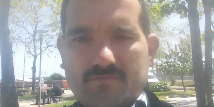 Tamir etmek istediği patpatın altında can verdi