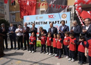 İlk ders zili çaldı