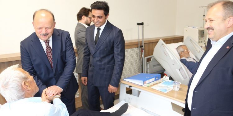 Pınarbaşı Devlet Hastanesinde hemodiyaliz ünitesi açıldı