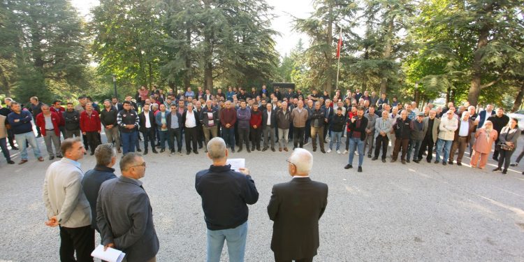 Türk-İş’ten kitlesel basın açıklaması
