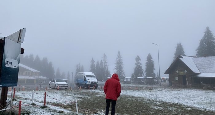 Ilgaz Dağı’na mevsimin ilk karı düştü