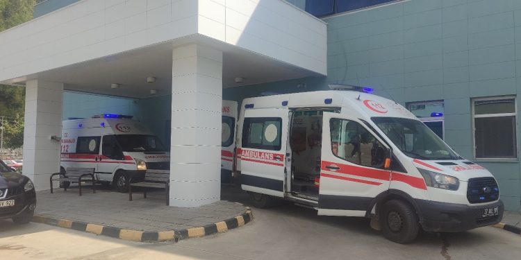 Mantardan zehirlenen 6 kişi hastanelik oldu