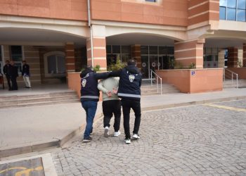 17 ilde 54 kişiyi dolandıran şahıs yakayı ele verdi