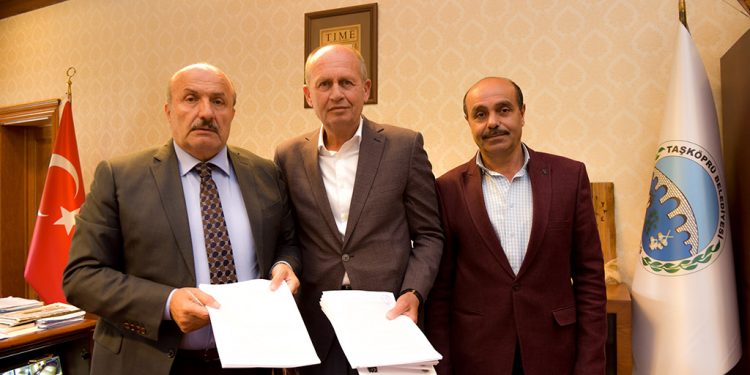 Taşköprü Belediyesi’nde kadrolu işçilere % 35 zam