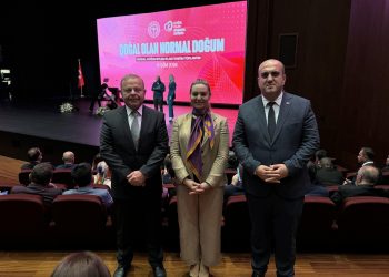 “Doğal olan normal doğum”