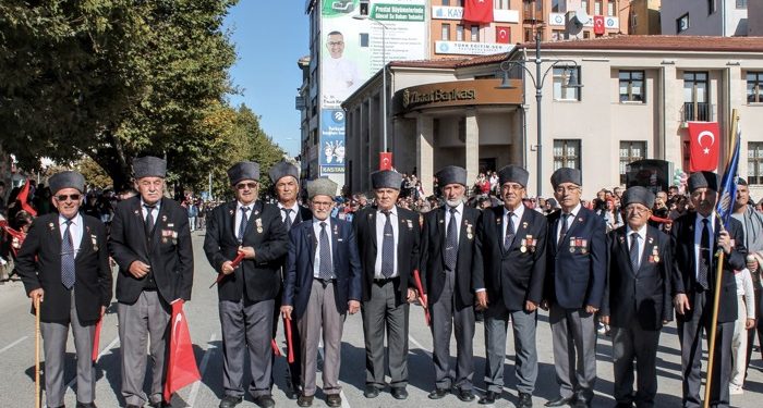 Şehit Şerife Bacı’nın kahraman torunları