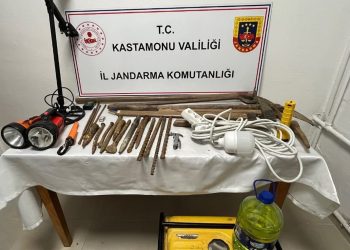 Definecilere suçüstü