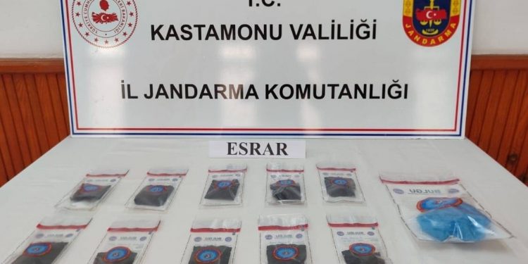 Uyuşturucu operasyonu: 2 kişi tutuklandı