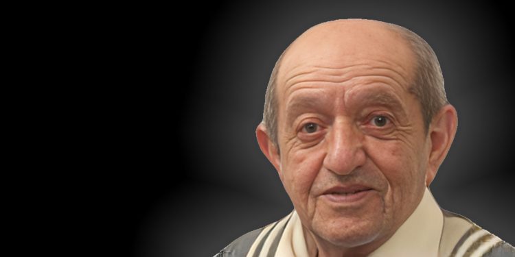 Oktay Kaynak vefat etti