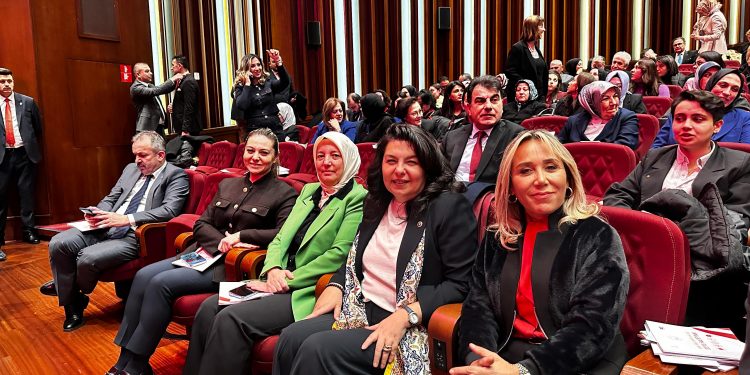 Ekmekci’den 25 Kasım açıklaması