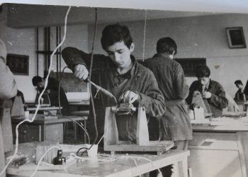 Annesinden öğrendiğini çocuklarına aktaran bir usta: MUSTAFA TEMEKOĞLU (Mine Akçakoca Özgür’ün 2006 yılında yaptığı röportaj)