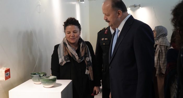 Üniversitede 10 Aralık sergisi