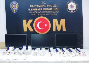 Eczaneye operasyon: 2 tutuklama