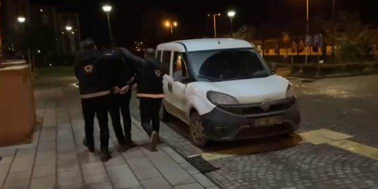 Kastamonu polisi iki olayı daha aydınlattı: 3 kişi tutuklandı