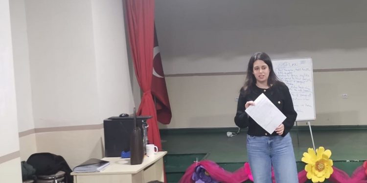 Yüzlerce öğrenciye omurga eğriliği ve fiziksel gelişim taraması yapıldı