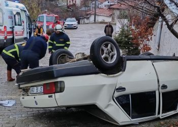 Buzlanma kazaları beraberinde getirdi: 2 yaralı