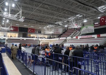 18 bin üyesi bulunan kooperatifin kongresinde oy kullanımına başlandı