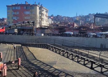 Pazaryeri köprüsü yenilendi