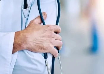 Aile hekimleri bir kez daha iş bırakıyor