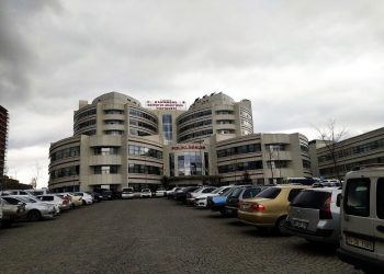 Lise öğrencileri lahmacundan zehirlendi