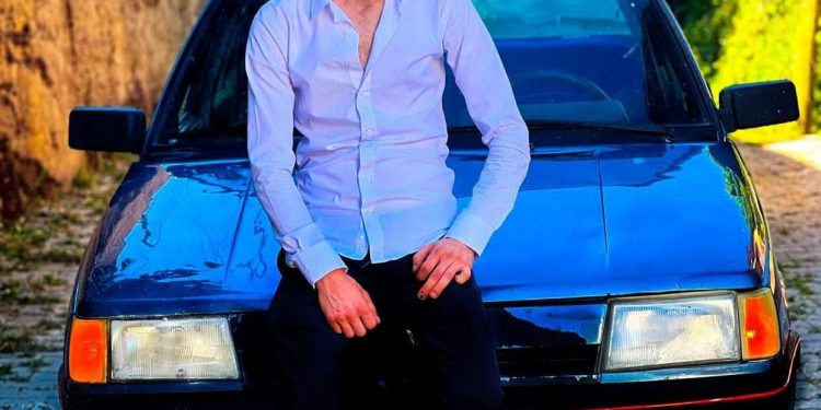 Genç sürücü can verdi