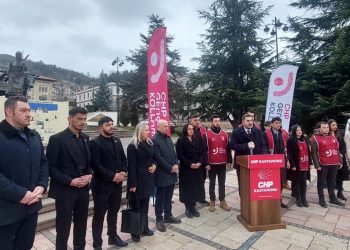 CHP’den teğmenlere destek