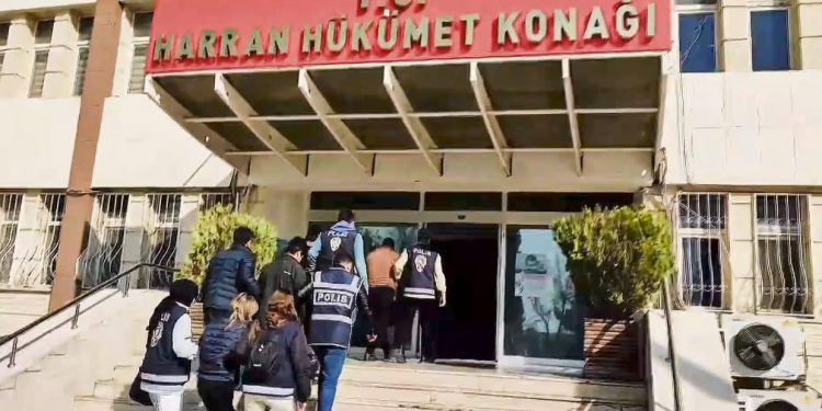 Telefon dolandırıcılığı operasyonu