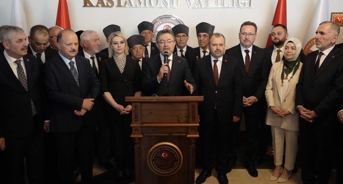 Valilik’te Bakanlı bayramlaşma