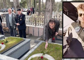 Şehit Hava Pilot Teğmen Yavuz Eracar kabri başında anıldı